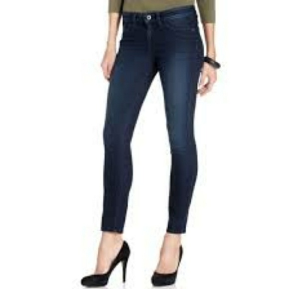 Guess Denim - Guess 1981 Petite Brittney Skinny Jeans
